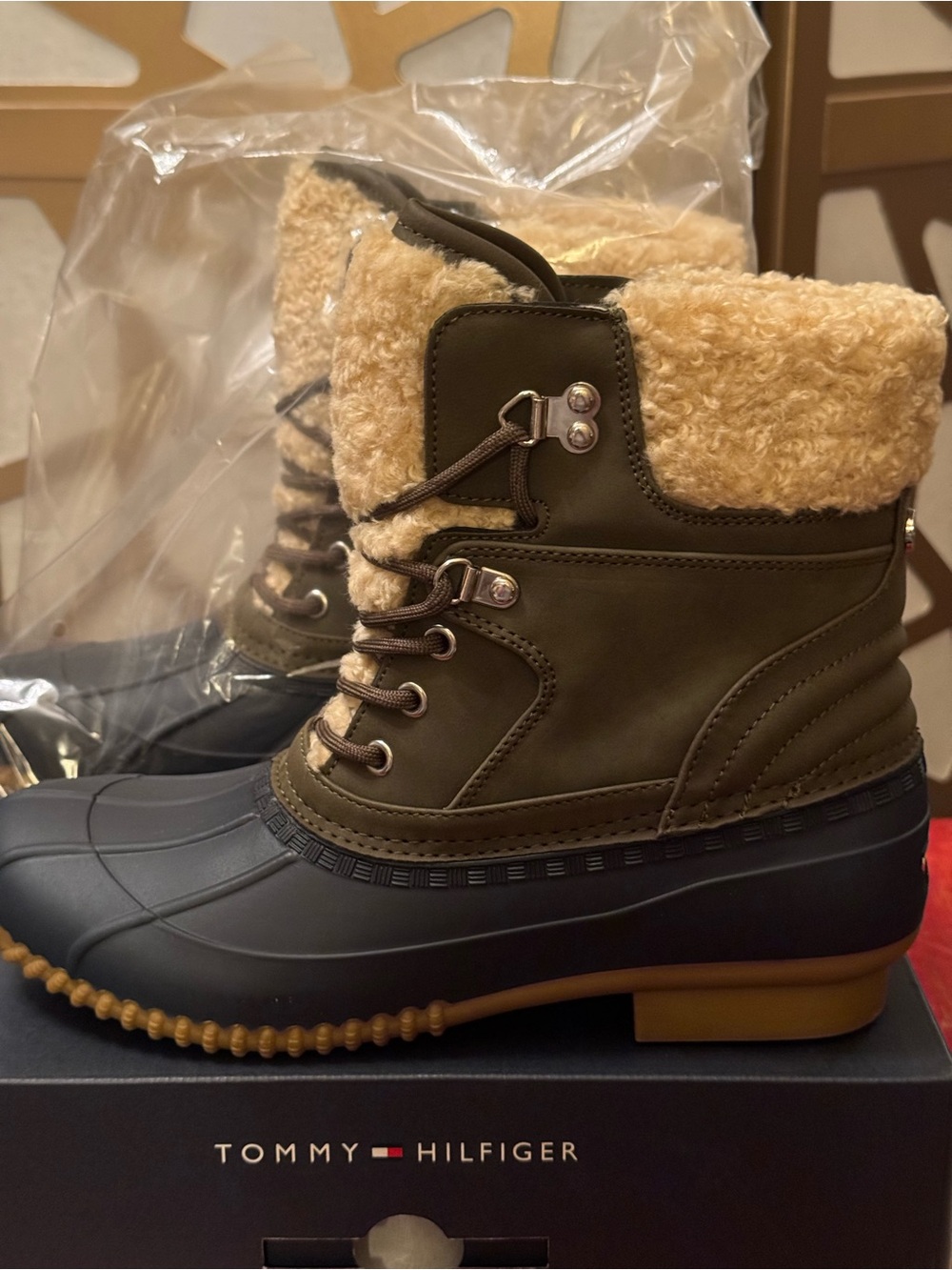 Tommy Hilfiger Olive, Navy & Tan Sherpa-Trim Waterproof Boots